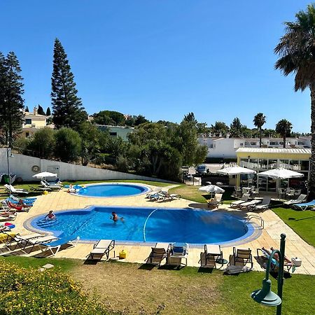 Apartamentos Santa Teresinha Алвор Экстерьер фото